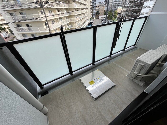 物件内観写真20　(洗濯機置場)