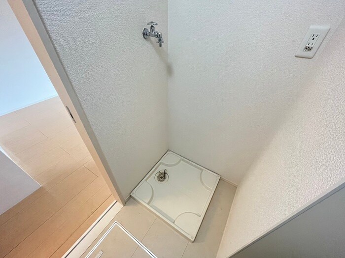 物件内観写真17　(洗濯機置場)