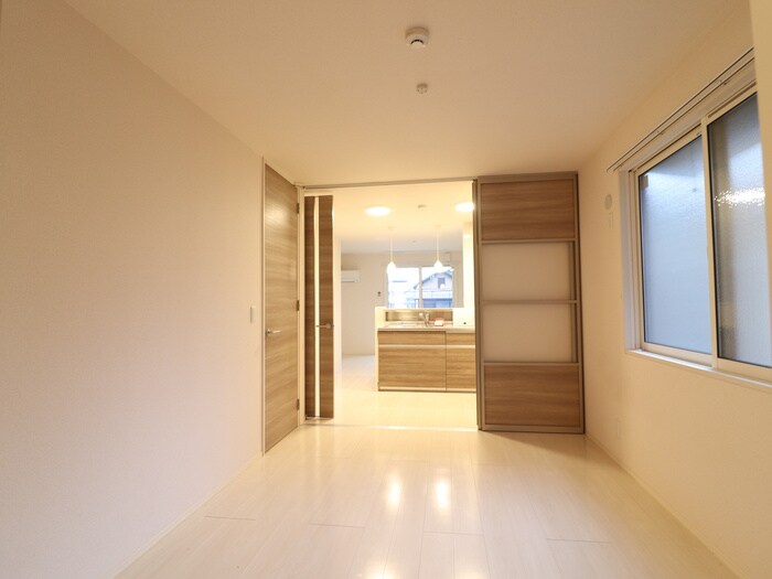 物件内観写真11　(居室)