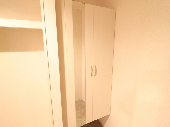 物件内観写真18　(靴箱)