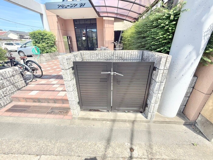 物件外観写真5　(建物設備)