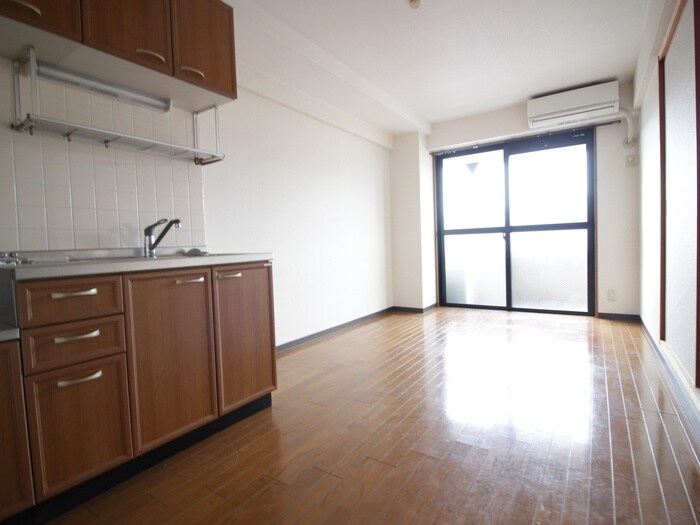 物件内観写真7　(居室)