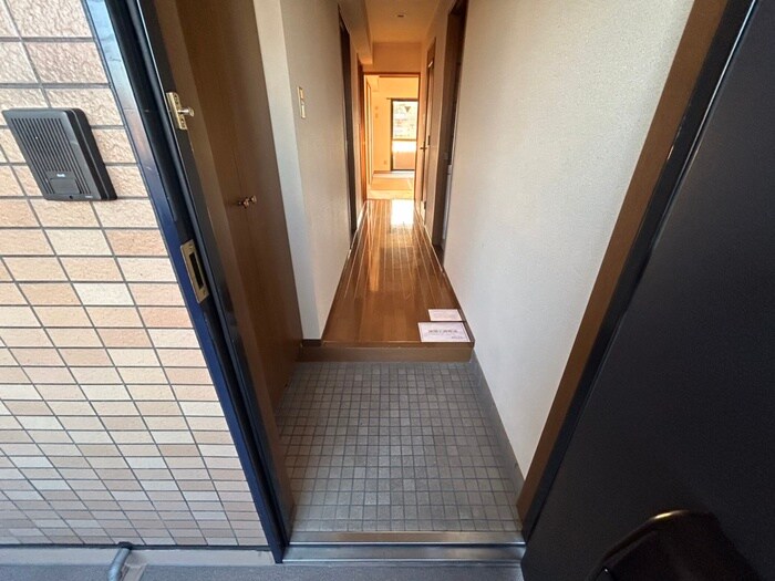 物件内観写真7　(廊下)