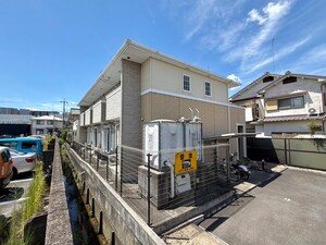 カ－サアザレア外観写真