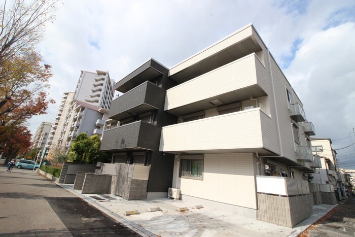 物件外観写真1　(外観写真)