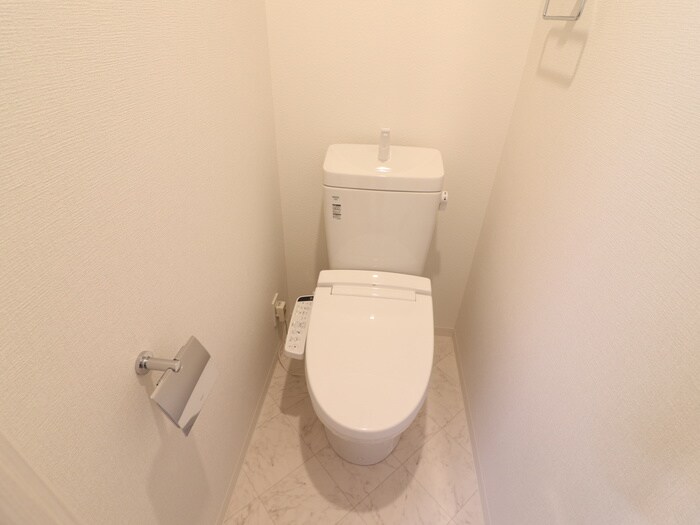 物件内観写真11　(トイレ)