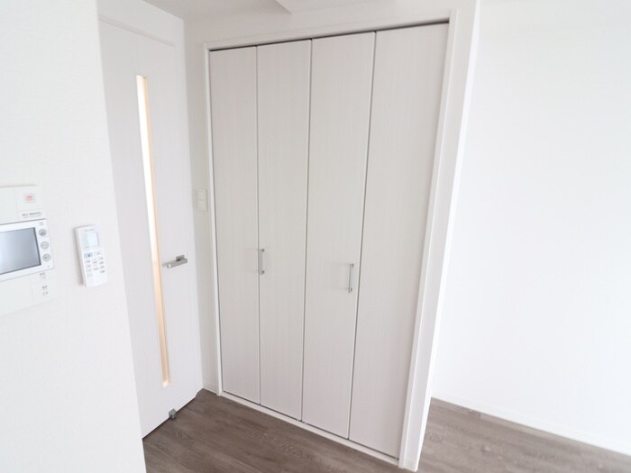 物件内観写真13　(収納)