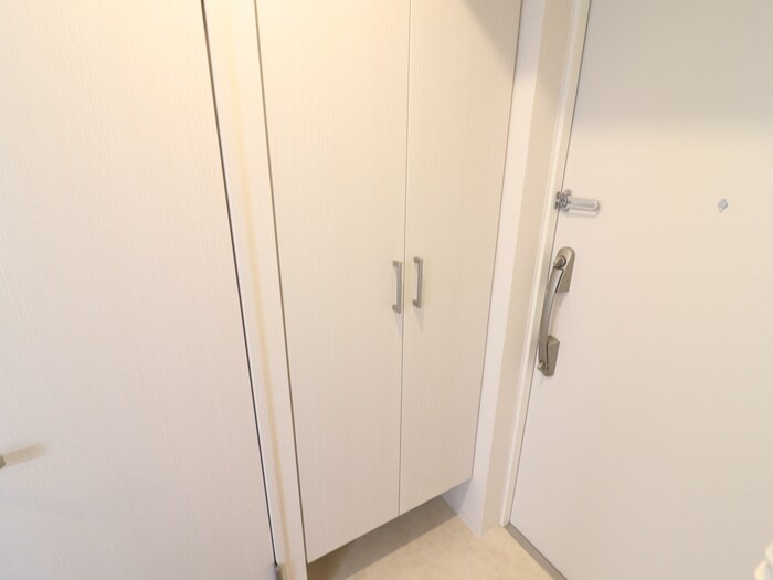 物件内観写真15　(靴箱)