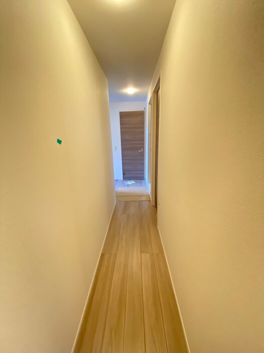 物件内観写真20　(廊下)