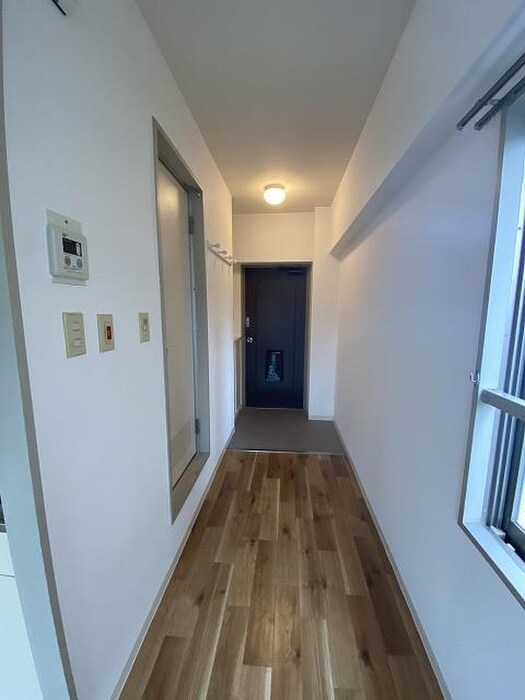 物件内観写真18　(廊下)