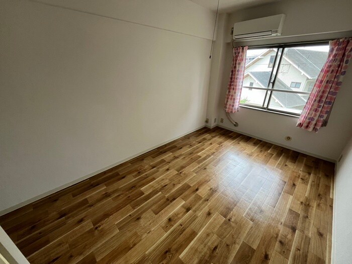 物件内観写真19　(居室)