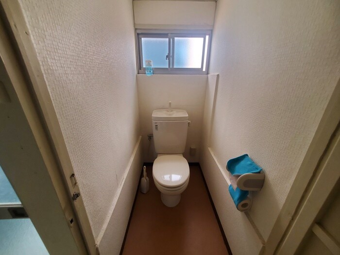 物件内観写真8　(トイレ)