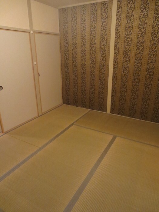 物件内観写真11　(居室)