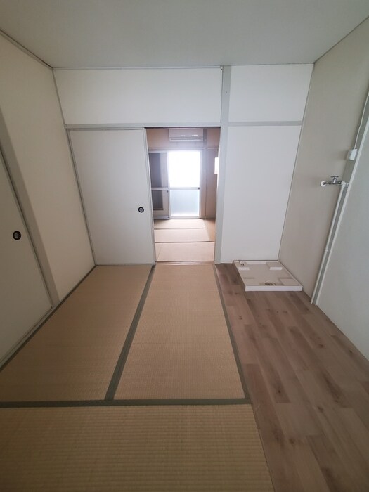 物件内観写真16　(居室)