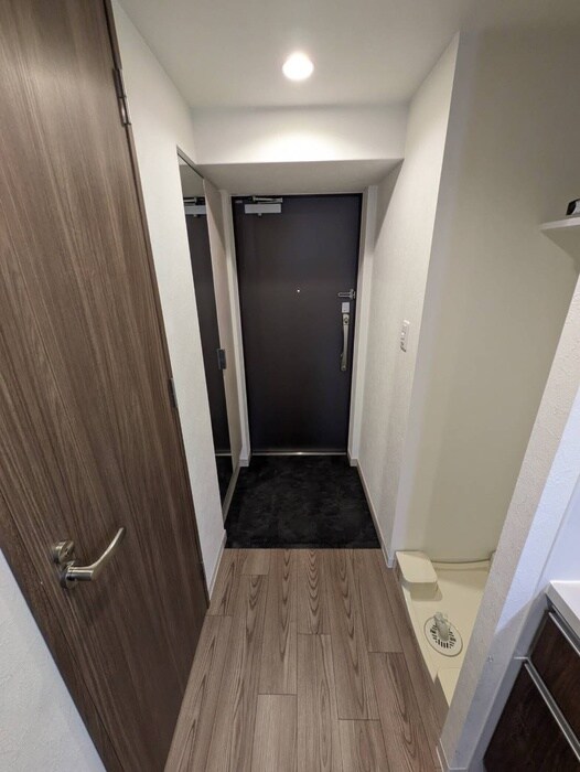 物件内観写真14　(廊下)