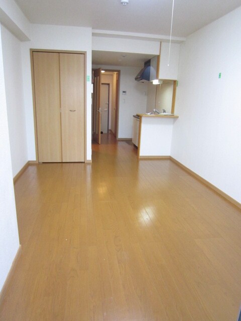 物件内観写真4　(居室)