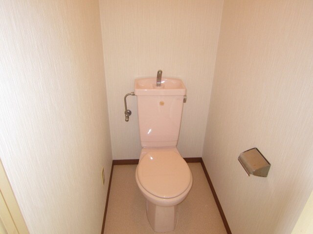 物件内観写真16　(トイレ)