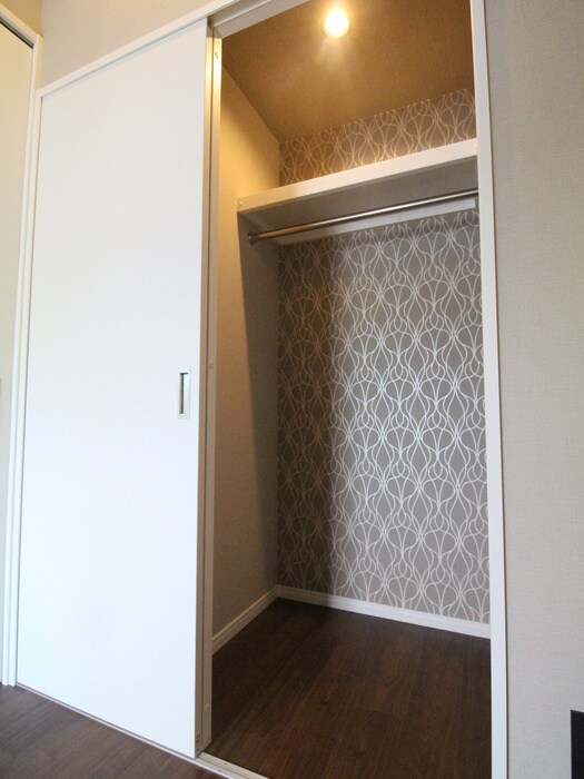 物件内観写真16　(収納)