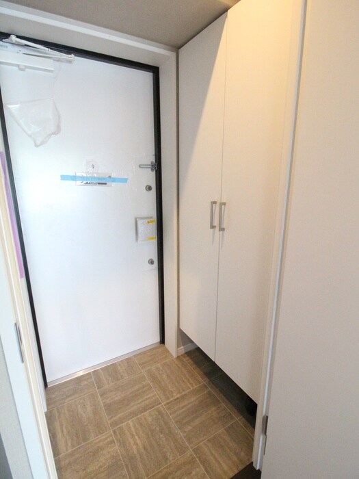 物件内観写真18　(玄関)