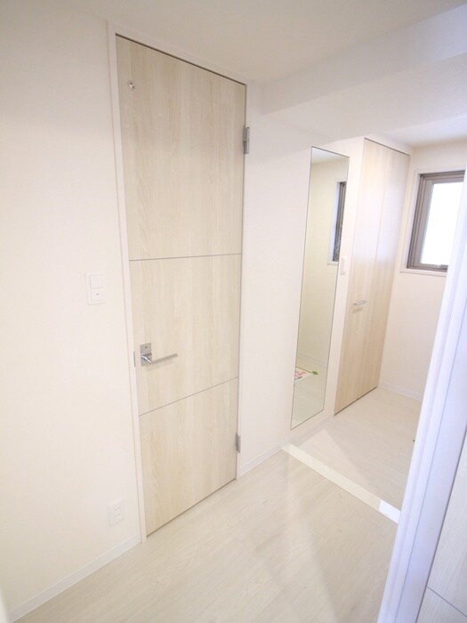 物件内観写真8　(廊下)