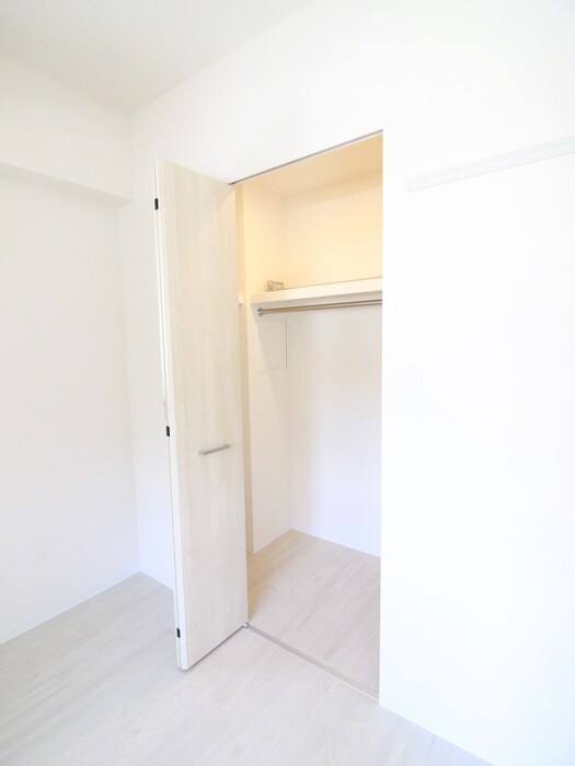 物件内観写真15　(収納)