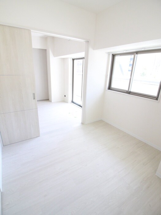 物件内観写真19　(居室)