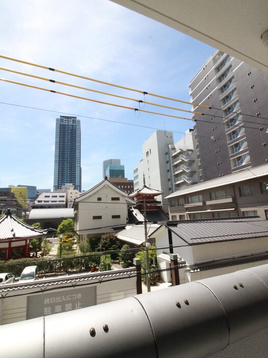 物件内観写真22　(室内からの展望)