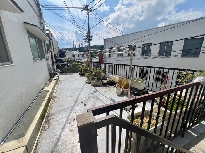 物件外観写真3　(周辺環境)