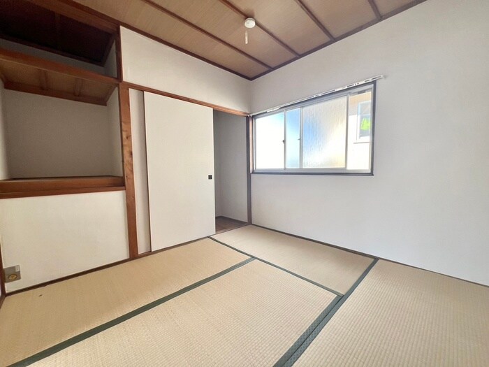 物件内観写真10　(居室)