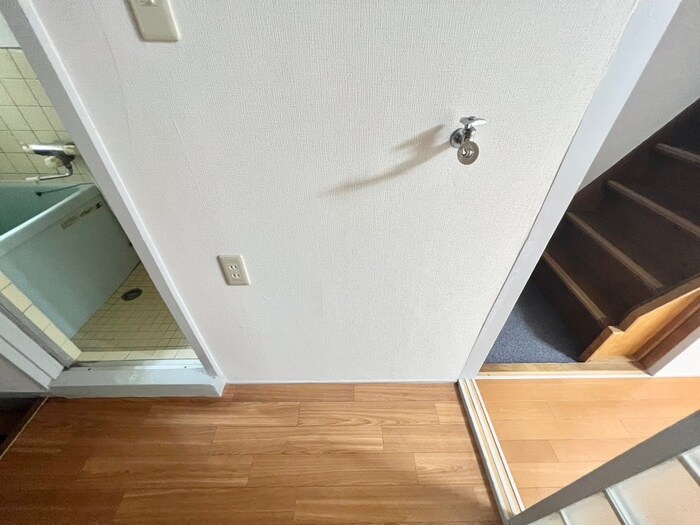 物件内観写真21　(洗濯機置場)