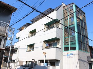 昭和通ハイツ外観写真