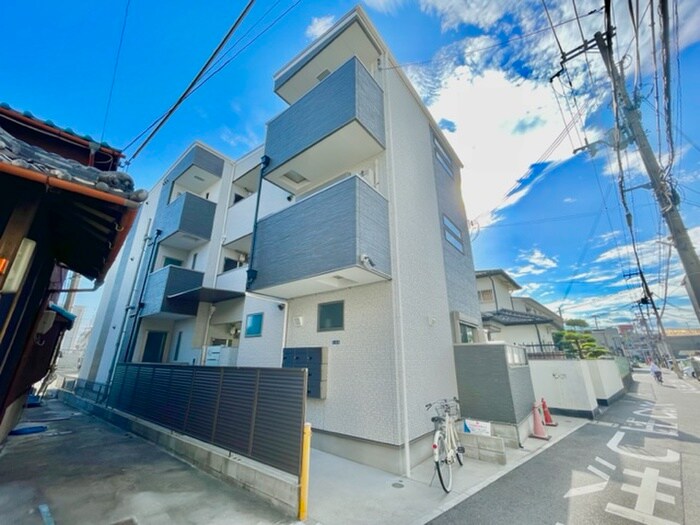 物件外観写真2　(外観写真)