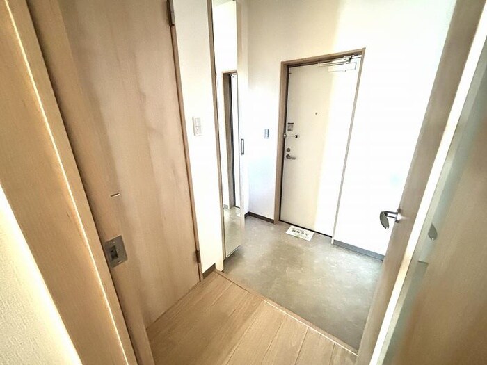 物件内観写真19　(廊下)