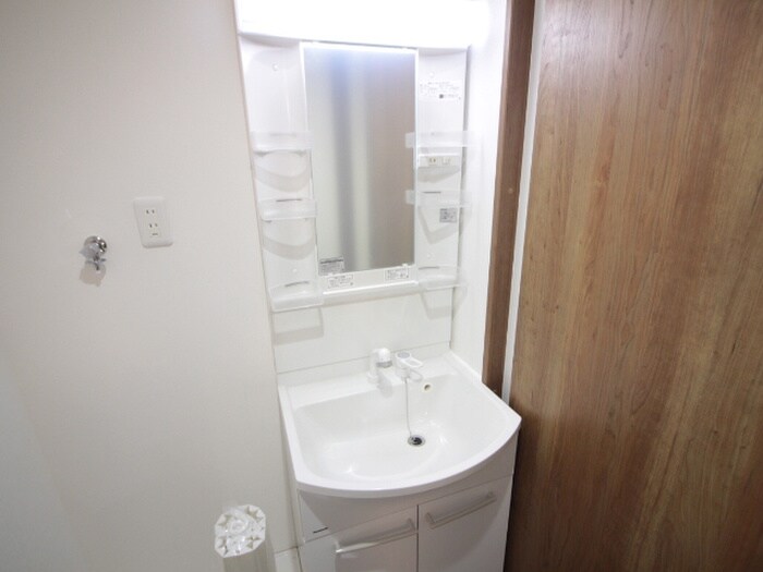 物件内観写真10　(洗面)