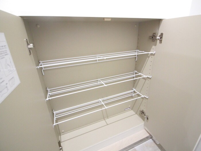 物件内観写真19　(靴箱)