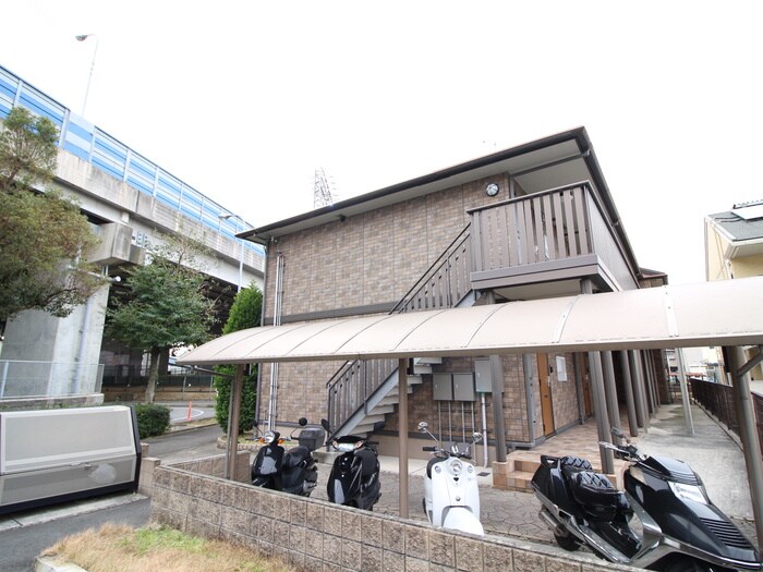 物件外観写真2　(外観写真)