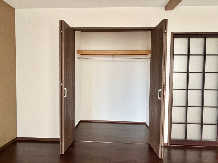 物件内観写真16　(収納)