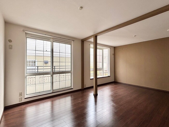 物件内観写真21　(居室)