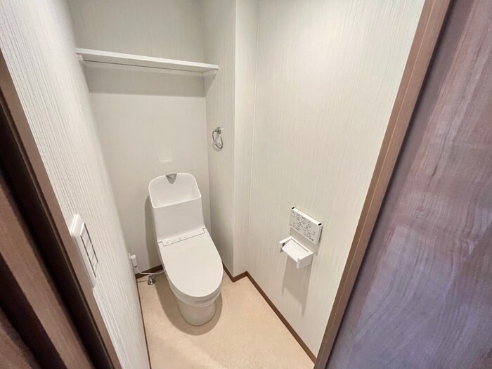 物件内観写真15　(トイレ)