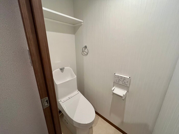 物件内観写真16　(トイレ)