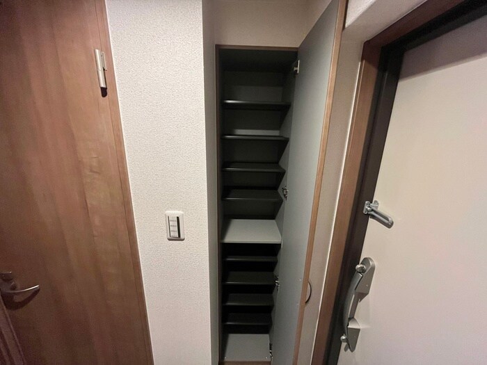 物件内観写真19　(靴箱)