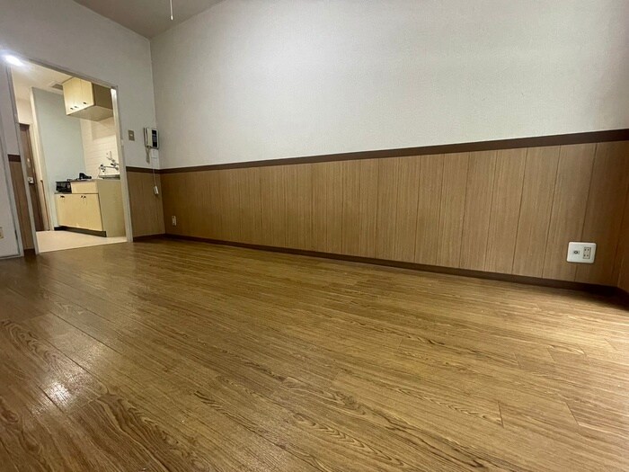 物件内観写真8　(居室)