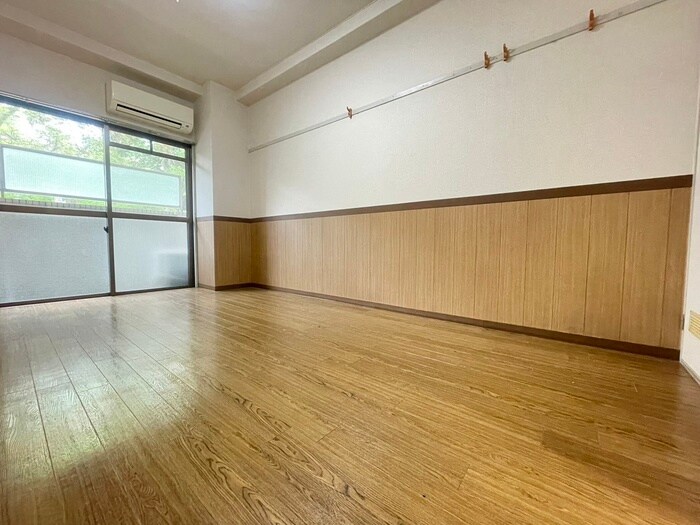 物件内観写真10　(居室)