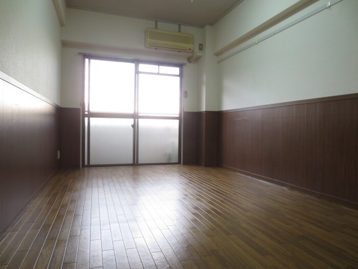 物件内観写真12　(居室)