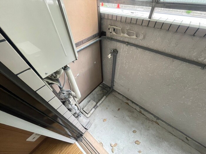 物件内観写真15　(洗濯機置場)