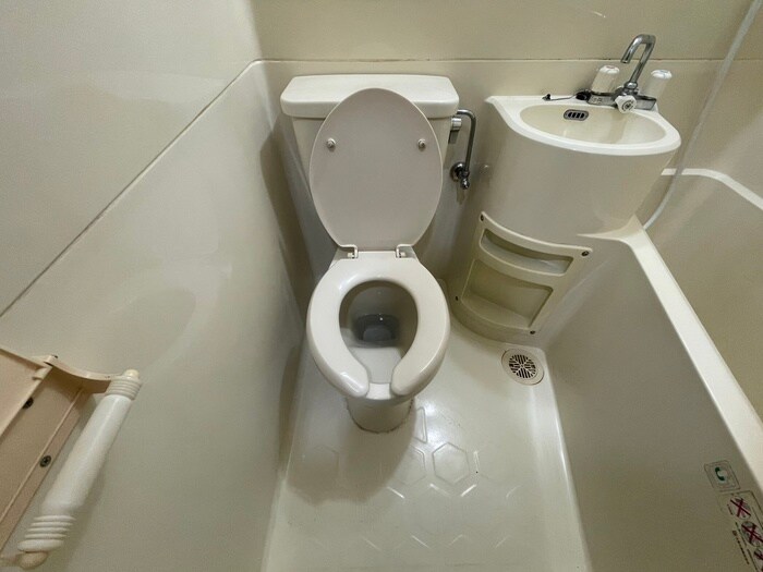 物件内観写真17　(トイレ)