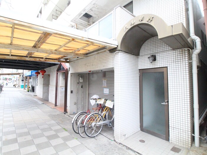 物件外観写真2　(外観写真)