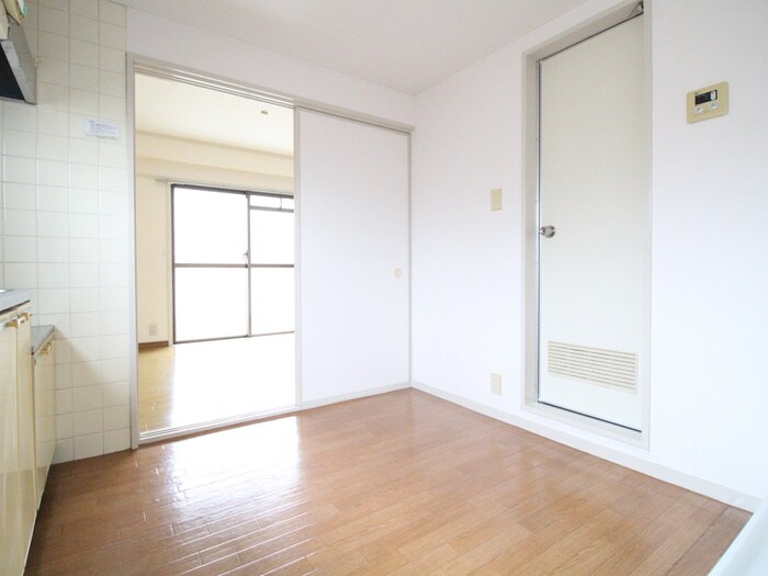 物件内観写真14　(居室)