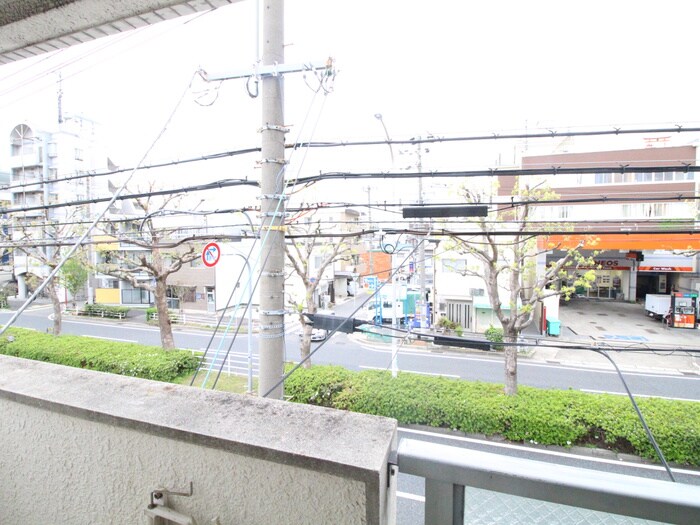 物件内観写真18　(室内からの展望)