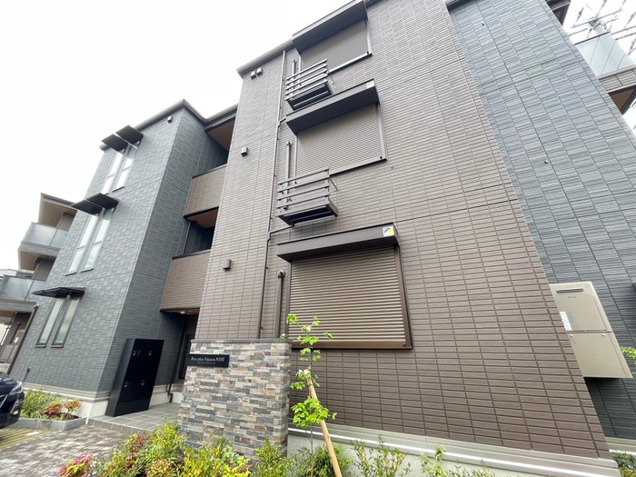 物件外観写真1　(外観写真)